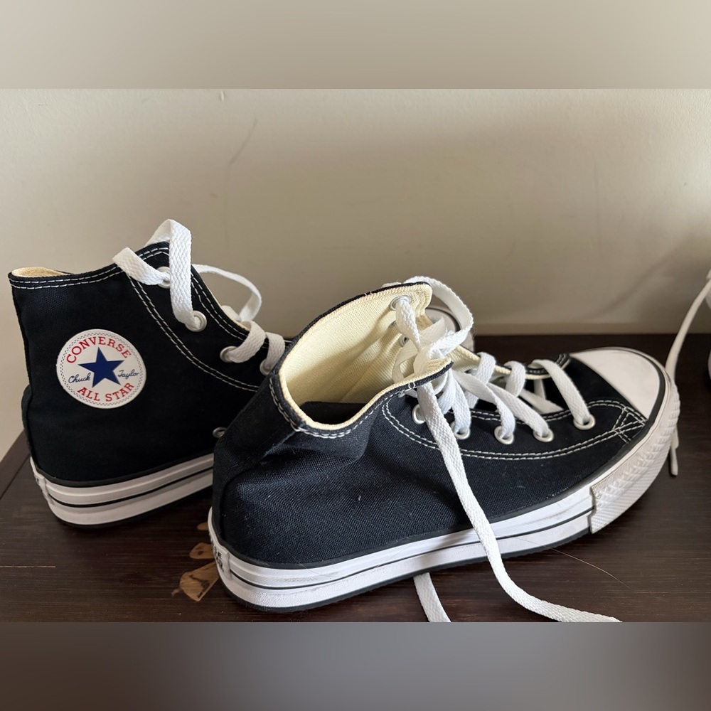 Converse Chuck Taylor All Star High Top Sneakers - Black